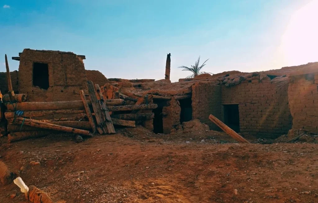 Algeria Desert Tour Bou Saada – Biskra – El Oued ()