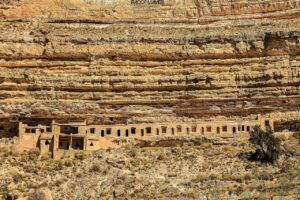 Ghoufi Balconies Travel